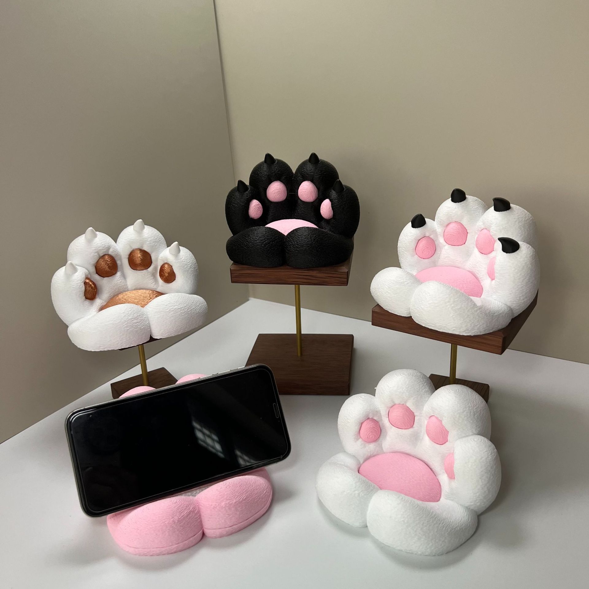 かわいい猫の足の形をしたデスクオーナメント。電話やタブレット - Event Support のレビューと価格